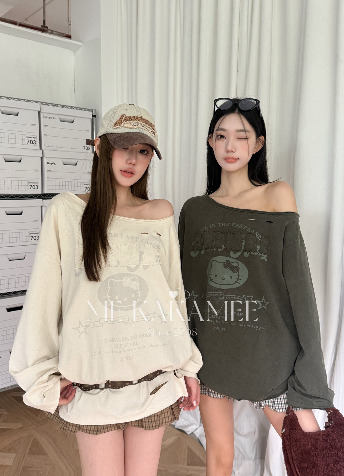 ME KAKAMEE重工贴布KT破洞毛边水洗炒纱做旧斜肩大版长袖T恤S5397