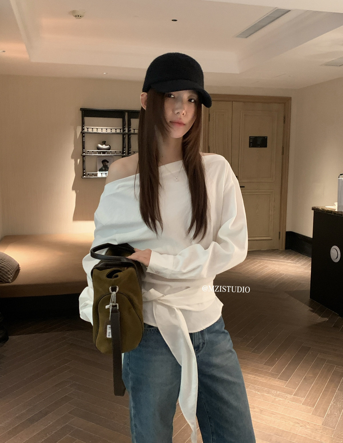 MZI STUDIO韩版秋感天丝褶皱荡领轻熟气质小女人小衫上衣157965图片