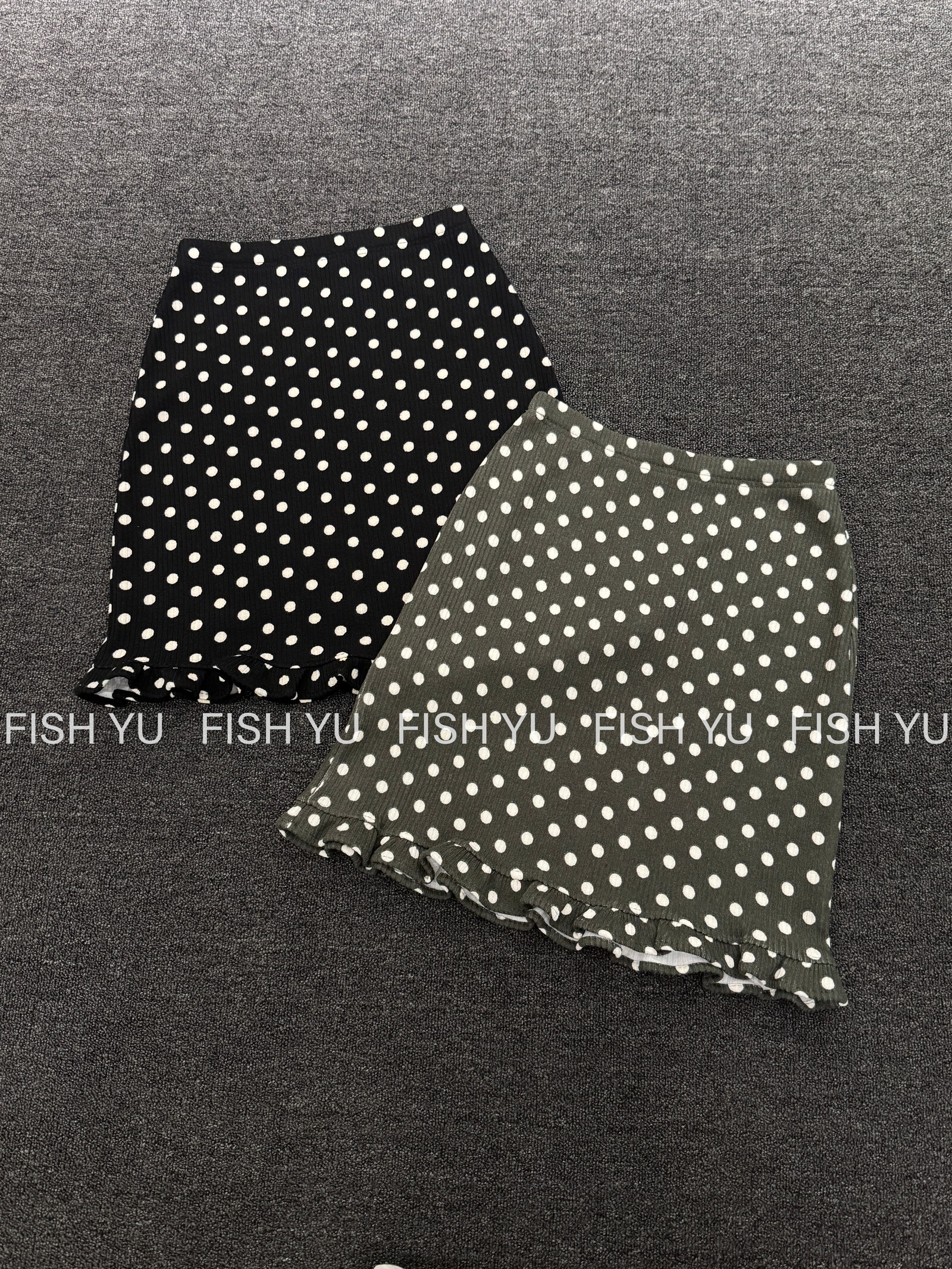 FISH YU秋新款韩版韩系复古波点木耳边鱼尾弹力针织半身裙女