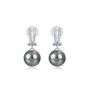 悦甄两戴款-玉塔 18K金和田玉祖母绿耳夹