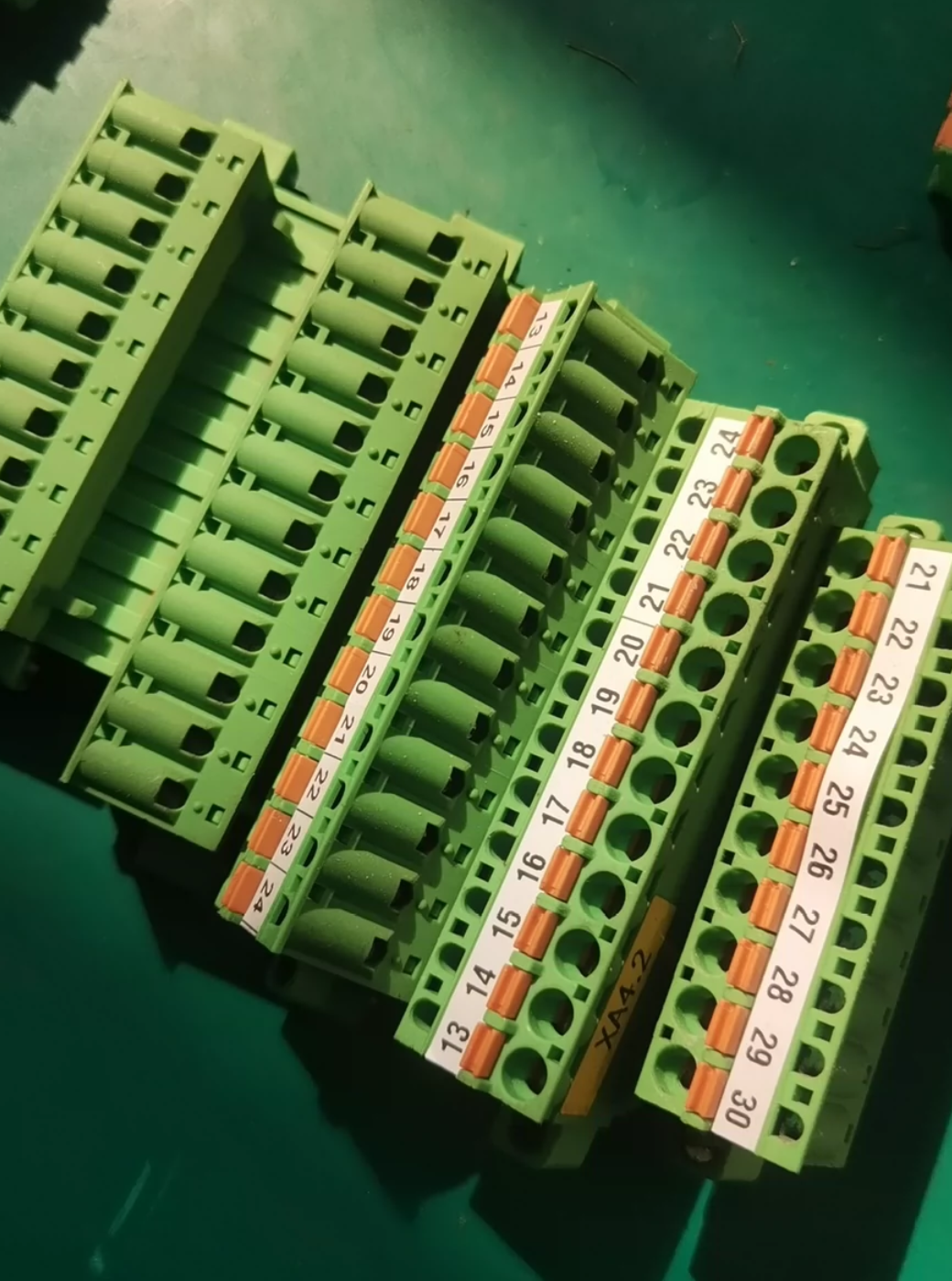 巴赫曼接线端子AIO288 DIO216 232 248 280 PTAI216 DIO232议价