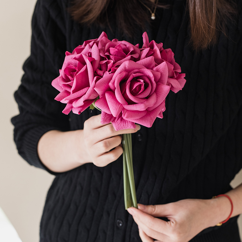 手感玫瑰仿真花轻奢卧室餐桌摆花