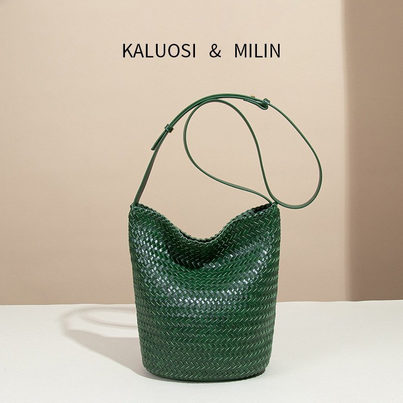 2025新款感手工编织包女托特包大容量单肩手提包水桶包斜挎包,箱包皮具/热销女包/男包,水桶包,淘宝优惠券,粉丝福利购,淘宝优惠卷