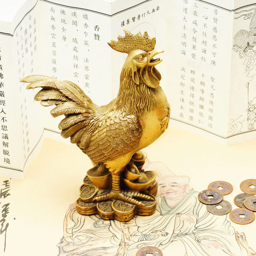 慈风阁客厅铜公鸡摆件