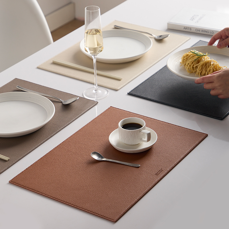 米立风物荔枝纹皮革餐垫