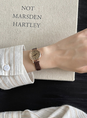 手表女款学生ins风小众轻奢复古上班族小表盘女士腕表高中生机械