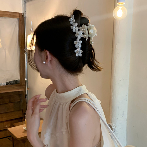 精致珠光花朵抓夹韩系甜美百搭发抓后脑勺盘发夹子法式鲨鱼夹发饰