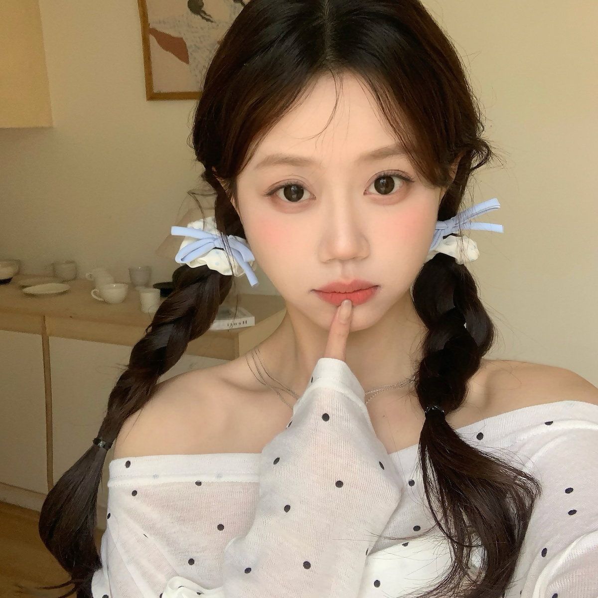 2条装 奶油色波点蝴蝶结小肠圈发绳甜妹双马尾扎发皮筋头绳发饰品,饰品/流行首饰/时尚饰品新,发饰,淘宝优惠券,粉丝福利购,淘宝优惠卷