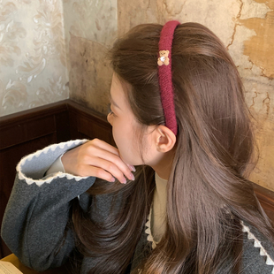 水钻植绒小熊雪花发箍秋冬毛线头箍压发发卡女氛围感发饰2025新款