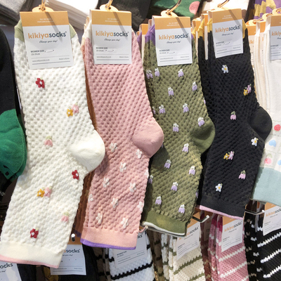 韩国进口袜子女浮雕花朵女士中筒袜kikiya秋季新款法式文艺风1166