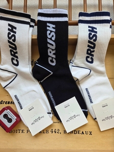 韩国东大门女袜子ggorangn运动款 街头滑板袜2014 学院风中筒袜时尚