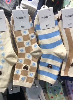 韩国袜子女ggorangnae拼色条纹小熊卡通少女袜日系格子风中筒2049