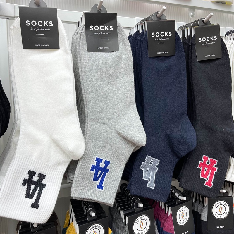 东大门韩国进口字母简约风中筒袜