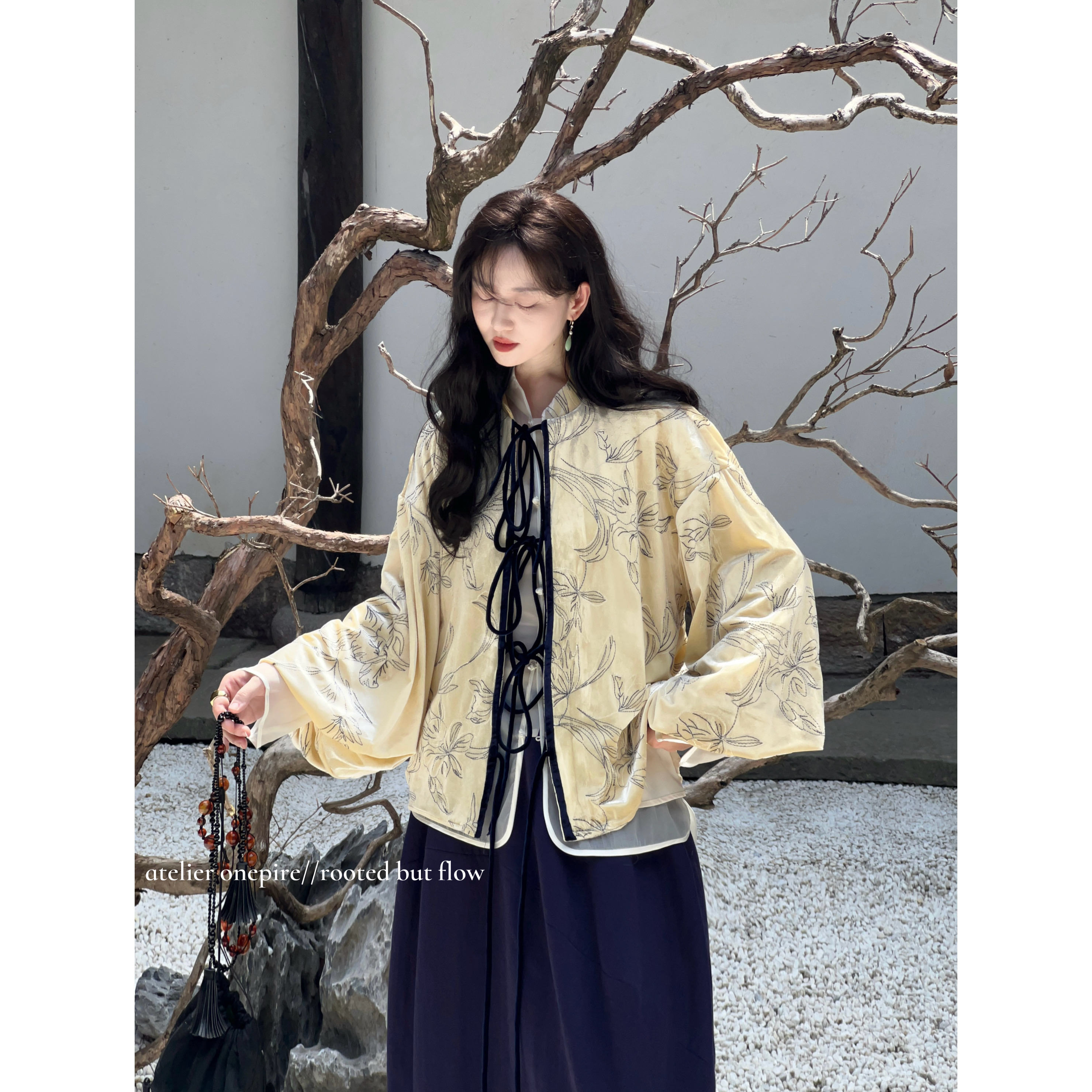 【现货】Atelier|《金韵芳华》原创新中式重工丝绒刺绣灯笼袖外套