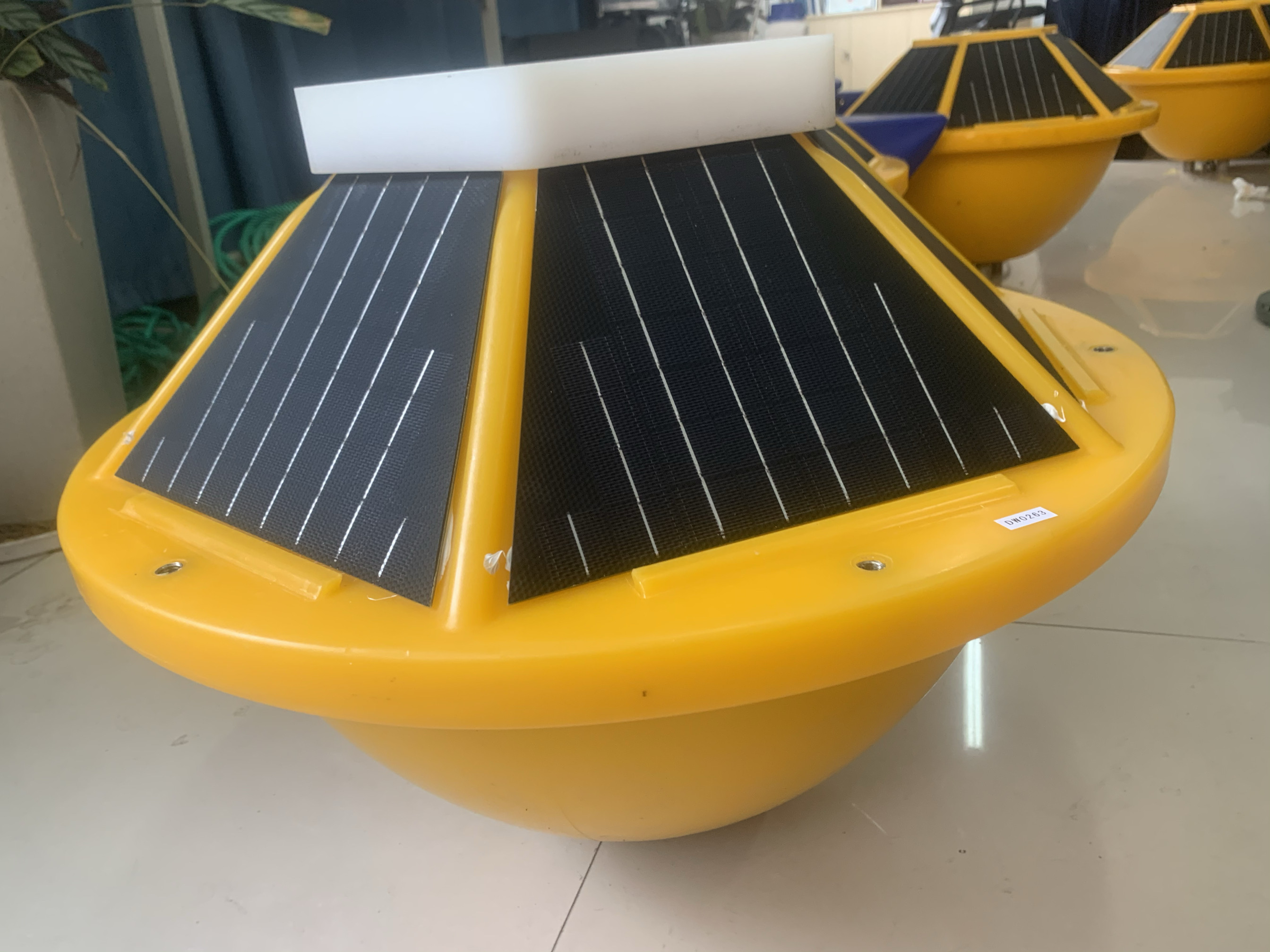 密封优秀的波浪谱浮标水文浮标传感器搭载浮标太阳能和锂电供电