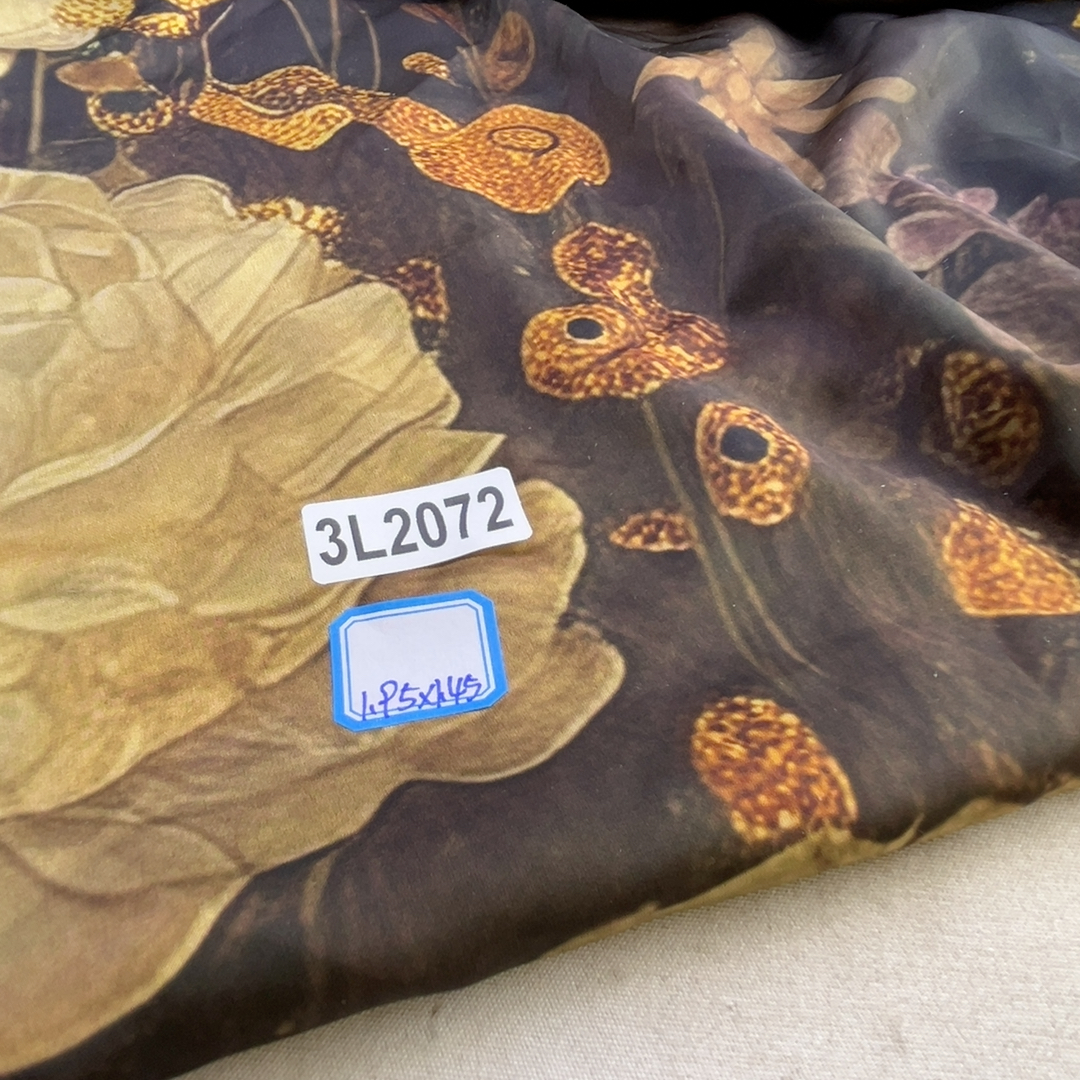 30元包邮3L2072仿香云纱色丁缎横向有弹力做旗袍1.95×1.45米