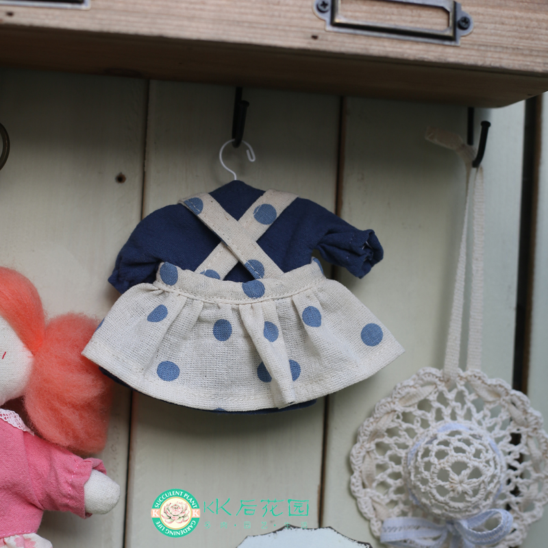 棉麻布衣服手工微缩一套送衣架高度10CM