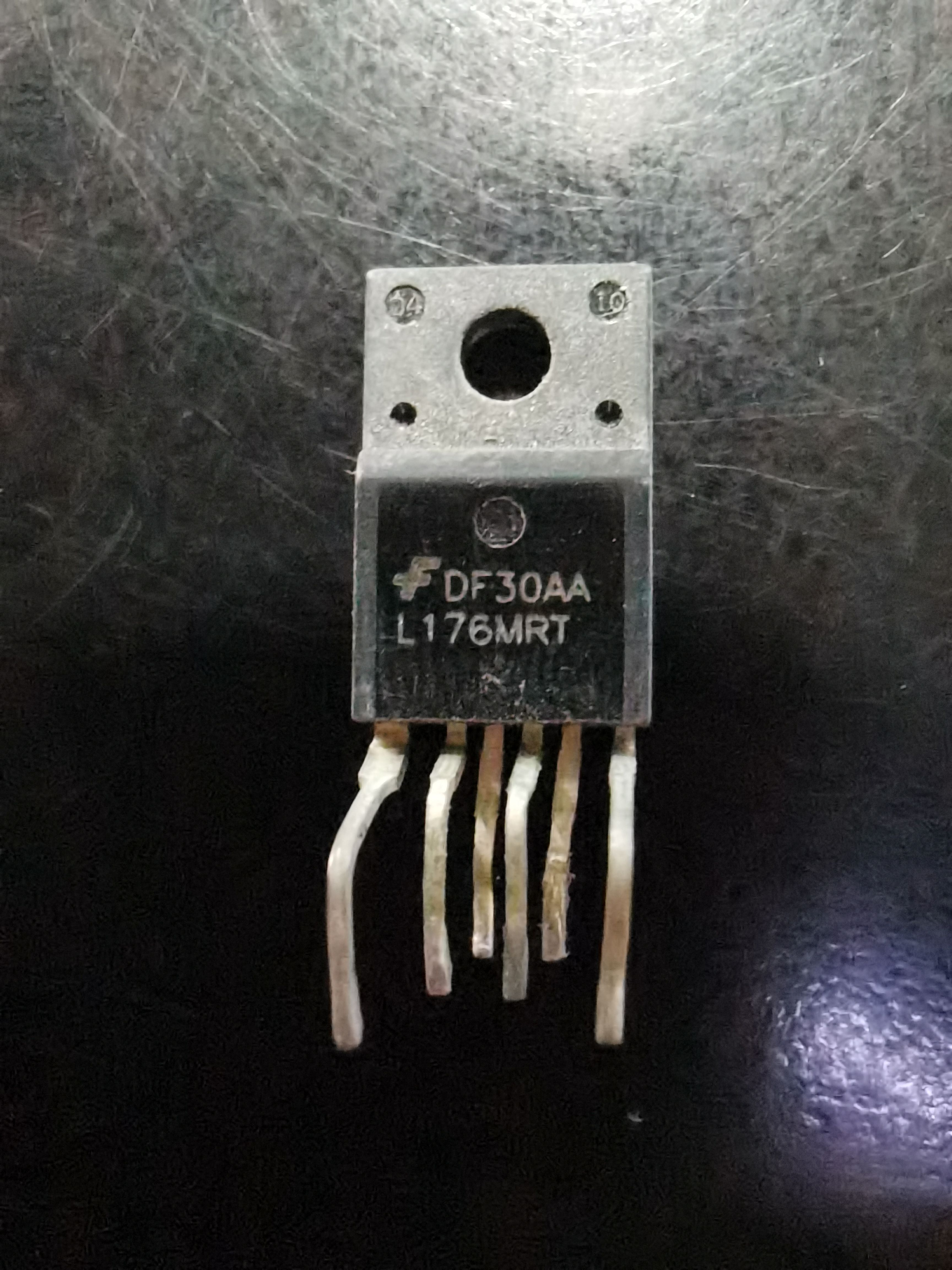 格力变频板常用配件 L176MRT 电源芯片管 进口原字 TO220-6 J0247