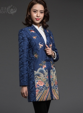 隆唐原创修身显瘦棉风衣复古V领长袖手工绣花中长款外套女M319