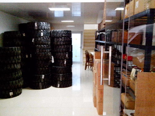 正新18x7-8叉车实心轮胎18*7-8