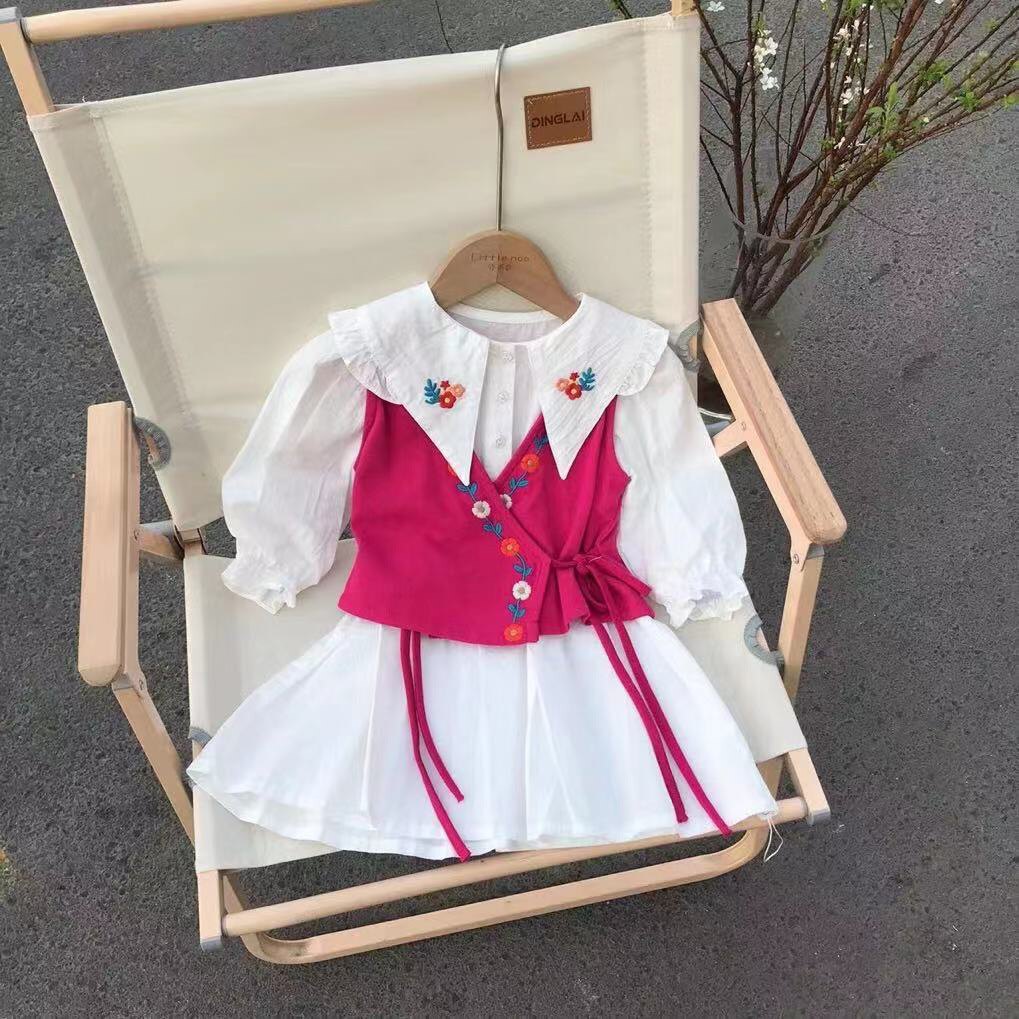 春款女童装刺绣尖尖领针织马甲两件套纯棉连衣裙小童品牌折扣