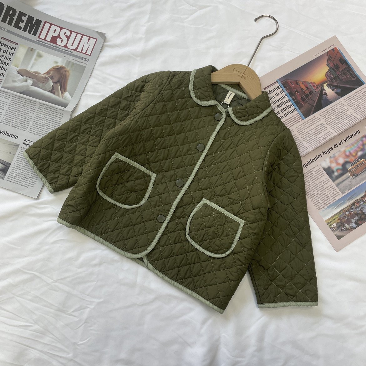 nw2021秋款男女童薄棉折扣外套