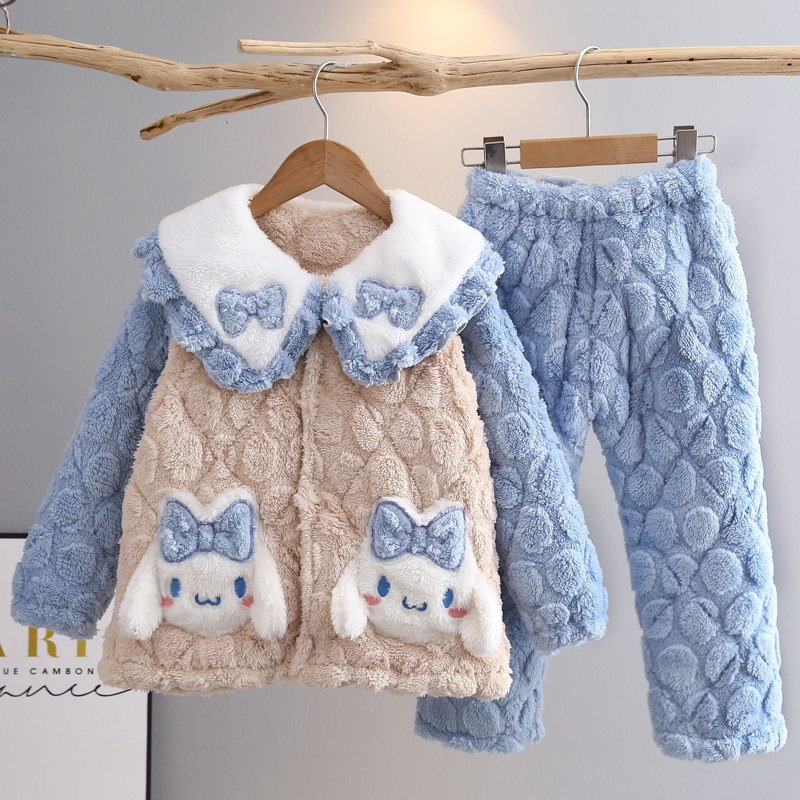 卡通法兰绒冬季三层夹棉家居服