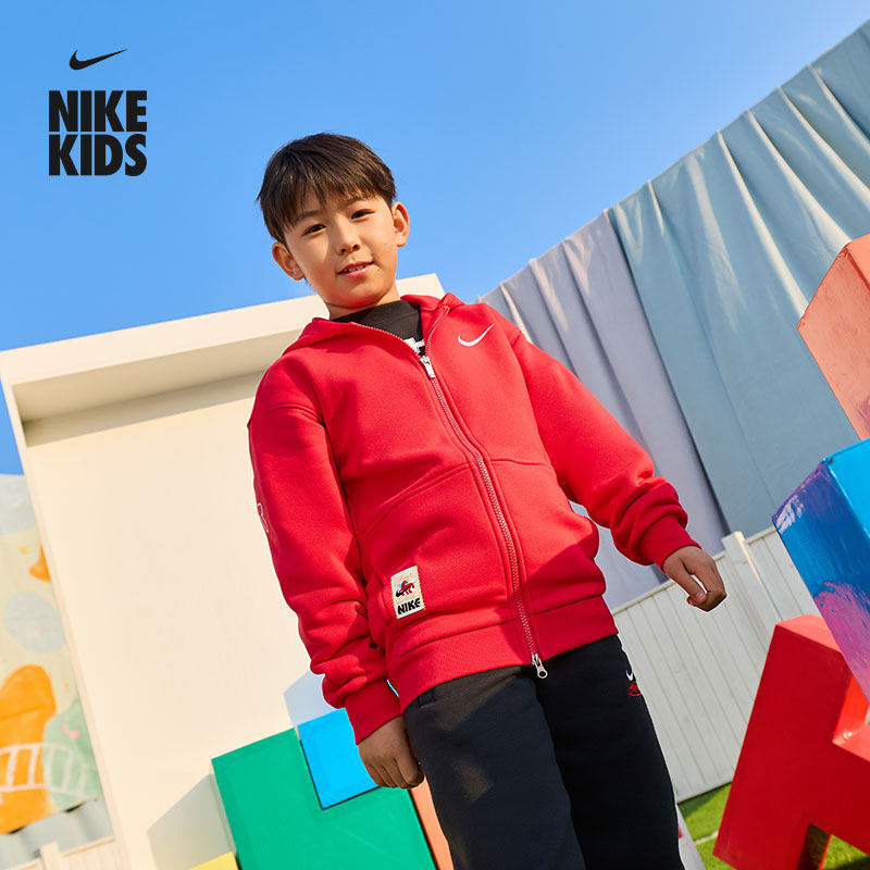 耐克马年限定脱缰系列新年大童红色连帽衫男女童NIKE CLUB IV4751
