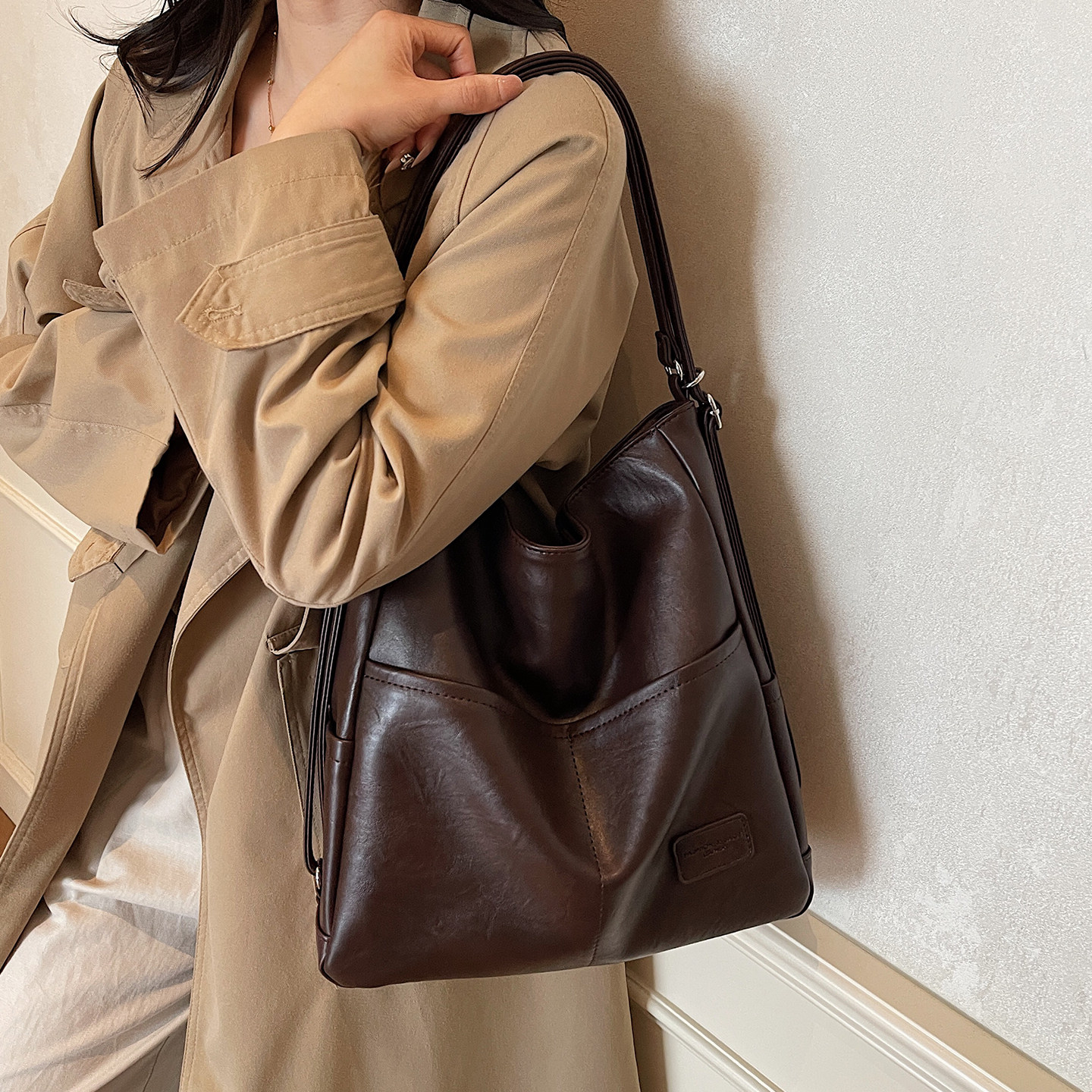 秋冬大容量托特包包女式2025新款时尚洋气单肩斜挎包高级感双肩包,箱包皮具/热销女包/男包,托特包,淘宝优惠券,粉丝福利购,淘宝优惠卷