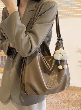 秋冬大容量双肩包包女士2026新款时尚百搭单肩斜挎包高级感托特包