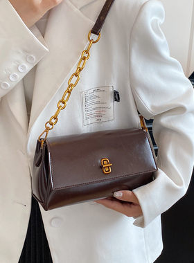 时尚链条包包女2026新款轻奢小众单肩斜挎包高级感百搭腋下小方包