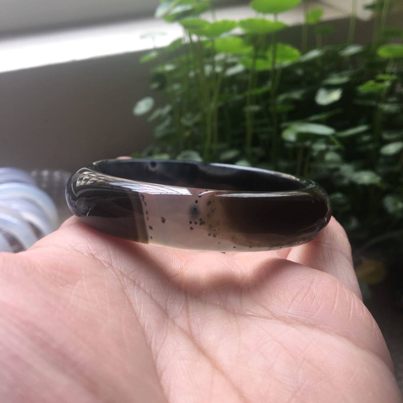 巴西纯天然黑玛瑙手镯原石无烧俏色水墨加厚中宽玉髓女环生日礼