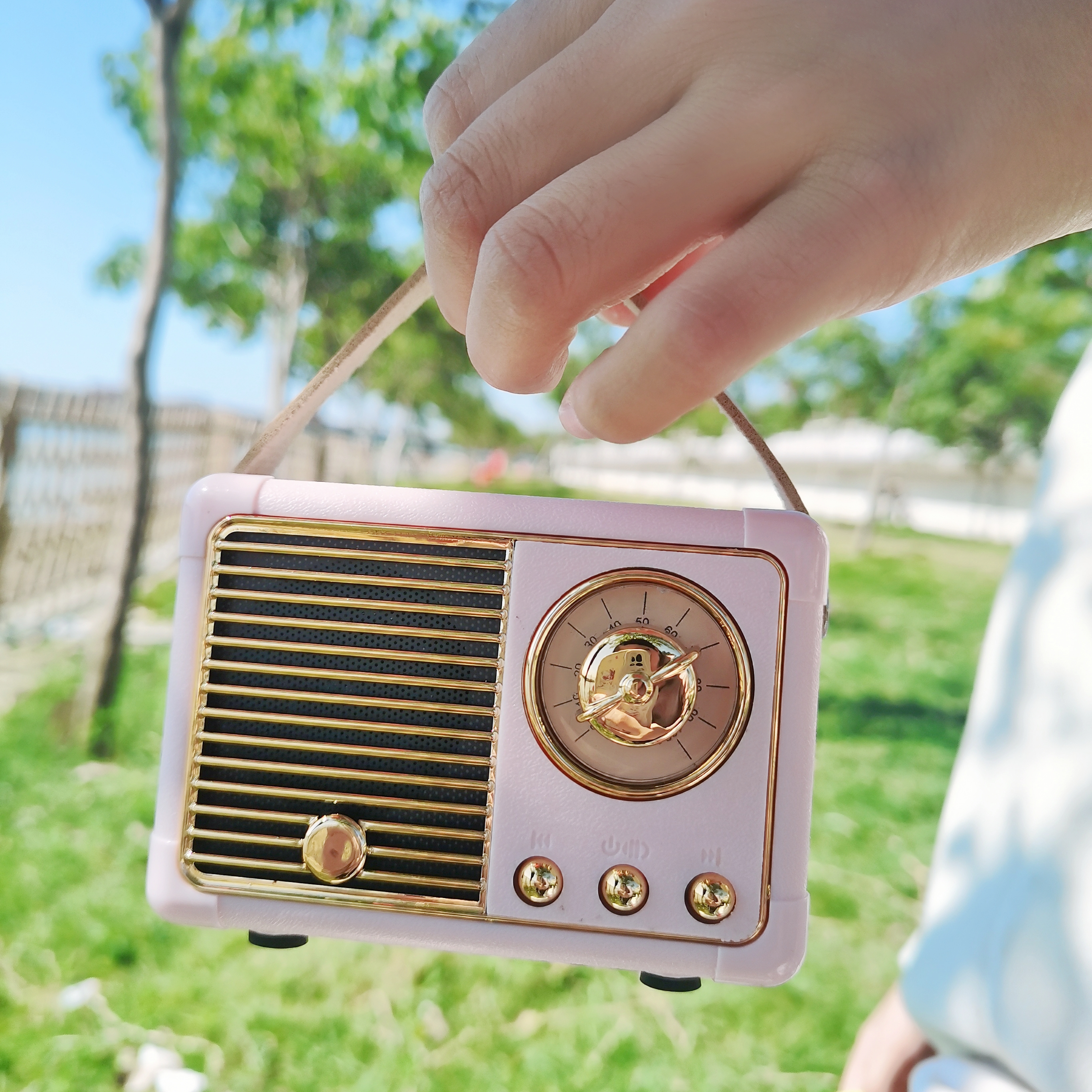 复古蓝牙音响低音炮音箱小礼物