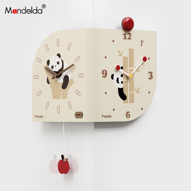 客厅家用创意熊猫转角挂钟