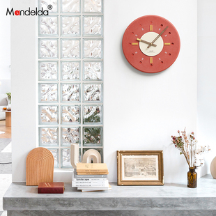 Mandelda免打孔钟表客厅轻奢高级感挂钟2025新款 极简创意时钟挂墙