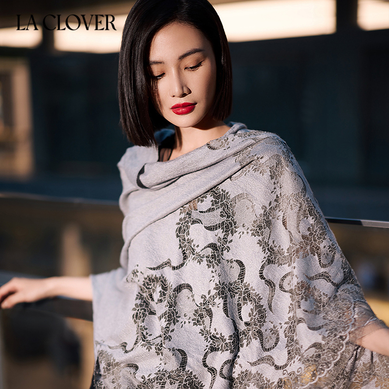 【秋冬新品】兰卡文LA CLOVER绒梦奇境系列刺绣羊绒围巾LC77ZU1