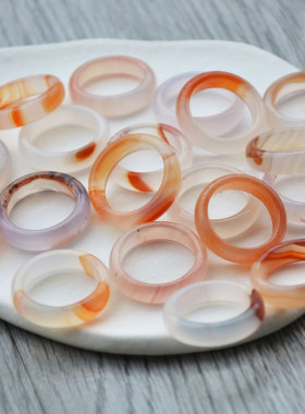 天然无优化俏色玛瑙草花戒指圆环