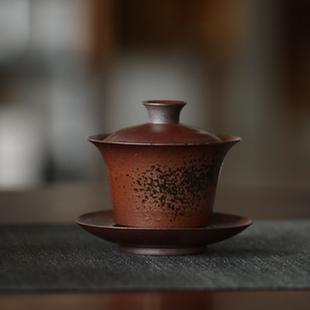 吴俊杰龙泉纯手工青瓷氧化釉侘寂铁胎马蹄岩茶泡茶碗功夫茶具盖碗