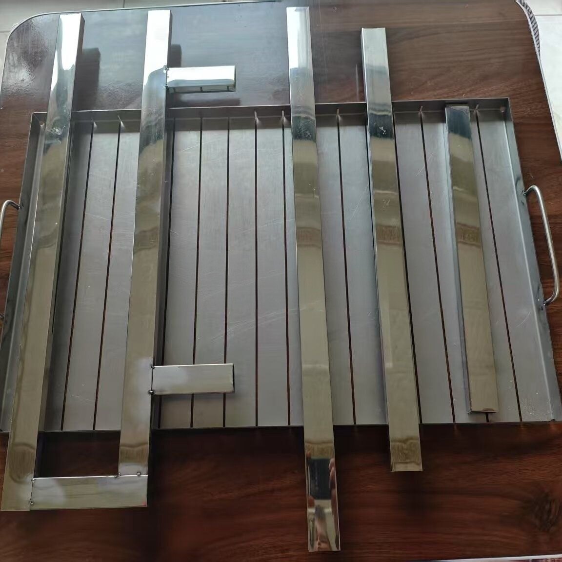 千层饼芝麻饼模具分割器分格手压