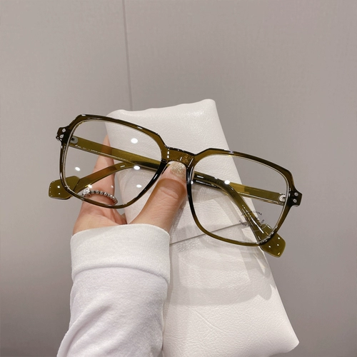 Очки близость -степень миопия.