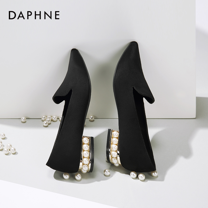 达芙妮春秋单鞋珍珠鞋跟典雅宴会姓感尖头婚鞋女Daphne