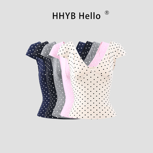 HHYB别来无恙 法式慵懒V领短袖T恤女夏季清凉感圆点上衣260179