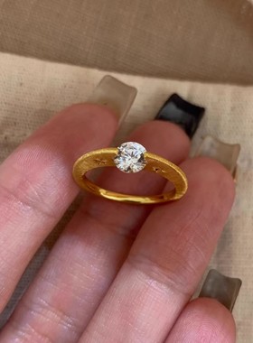 优雅雕纹羽毛皇冠戒指爆闪食指戒