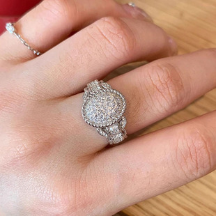 格调 小红书爆款中古感表带戒环椭圆满钻戒指女法式宽面食指戒女