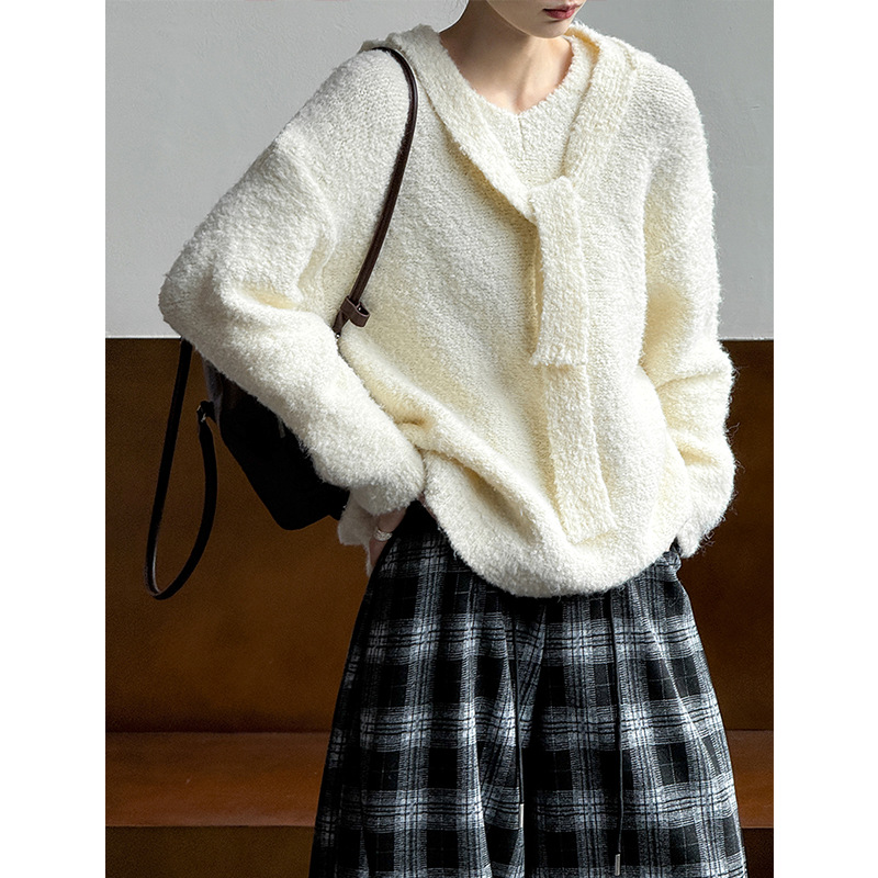 橘芷秋冬新款毛衣女高级感衣服打底衫柔软上衣＋披肩帽K259