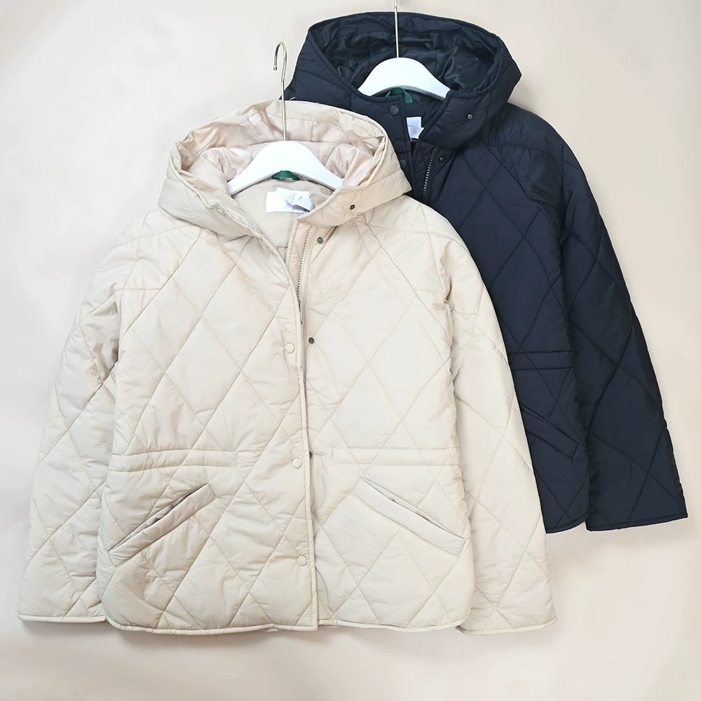 女士法单 菱格绗缝抽绳收腰款连帽夹棉休闲棉服331