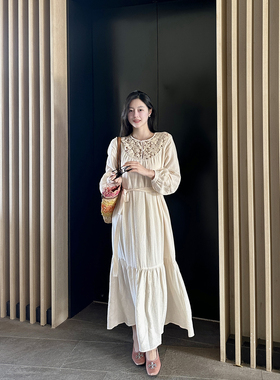 Floating 重工镂空蕾丝拼接设计高级度假风连衣裙女气质海边长裙