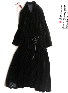 云澍原创2025年秋季真丝绒黑色长袖系带连衣裙V领大码长款A字裙子