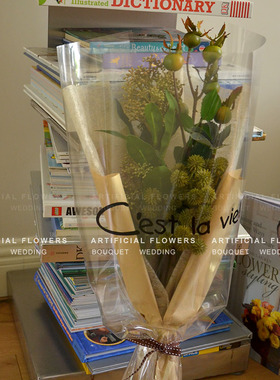 Cool炸街~街拍花束旅拍露营拍照仿真绿色森系花束 蓖麻果浆果花艺