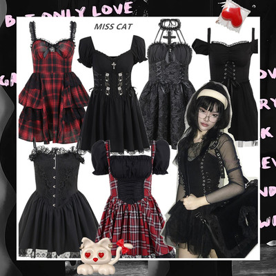 暗黑风蓬蓬裙蕾丝亚裔少女